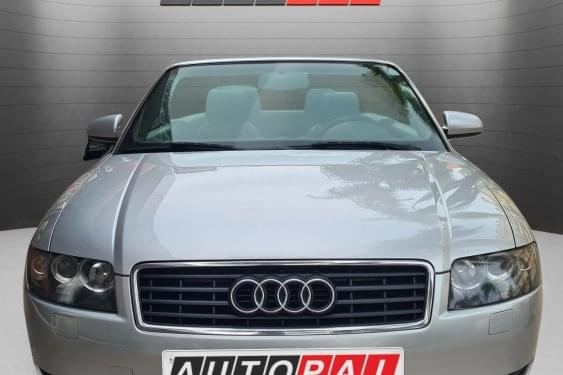 AUDI A4 CABRIO 3.0 V6 220cv. MULTITRONIC 2005 de segunda mano