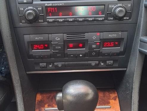 AUDI A4 CABRIO 3.0 V6 220cv. MULTITRONIC 2005 de segunda mano