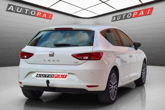 SEAT LEÓN 1.2 TSI 110cv. STYLE CONNECT PLUS 2016 de segunda mano