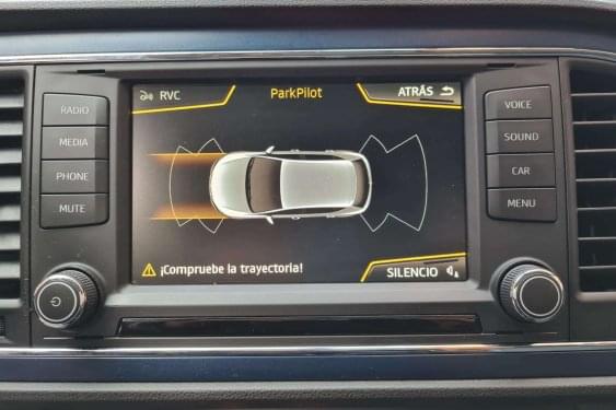 SEAT LEÓN 1.2 TSI 110cv. STYLE CONNECT PLUS 2016 de segunda mano