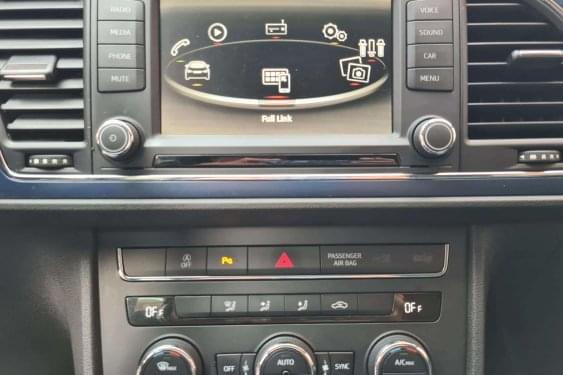 SEAT LEÓN 1.2 TSI 110cv. STYLE CONNECT PLUS 2016 de segunda mano