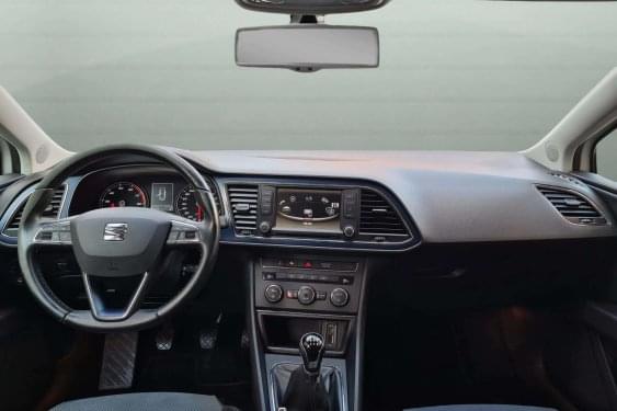 SEAT LEÓN 1.2 TSI 110cv. STYLE CONNECT PLUS 2016 de segunda mano