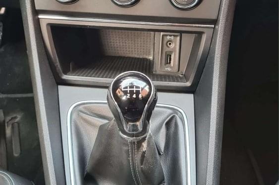 SEAT LEÓN 1.2 TSI 110cv. STYLE CONNECT PLUS 2016 de segunda mano