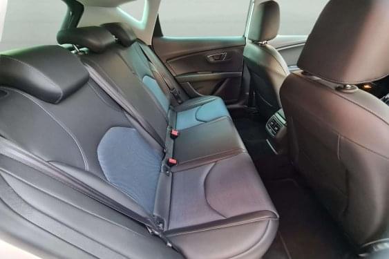 SEAT LEÓN 1.2 TSI 110cv. STYLE CONNECT PLUS 2016 de segunda mano