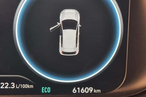 HYUNDAI BAYON 1.0 TGI 100CV 48V MAXX DCT AUT. HÍBRIDO 2023 de segunda mano