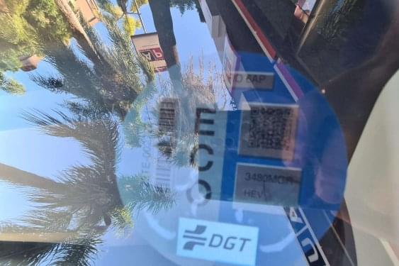 HYUNDAI BAYON 1.0 TGI 100CV 48V MAXX DCT AUT. HÍBRIDO 2023 de segunda mano