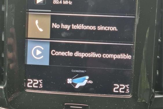 VOLVO XC40 1.5 PHEV R-DESIGN 211cv.  HÍBRIDO ENCHUF 2021 de segunda mano