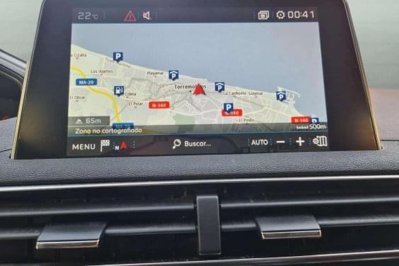 PEUGEOT 3008 1.2i 130cv. ACTIVE 2018 de segunda mano