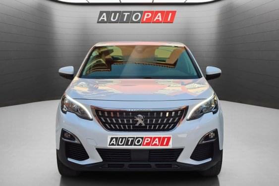 PEUGEOT 3008 1.2i 130cv. ACTIVE 2018 de segunda mano