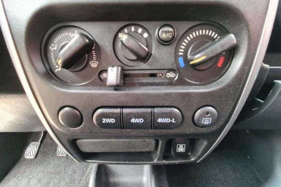 SUZUKI JIMNY 1.3I 85CV JX 2012 de segunda mano