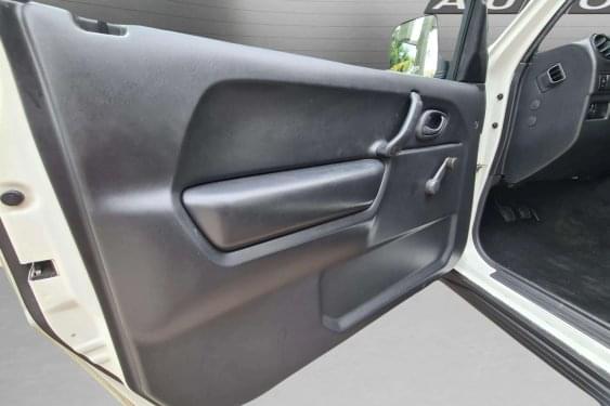 SUZUKI JIMNY 1.3I 85CV JX 2012 de segunda mano