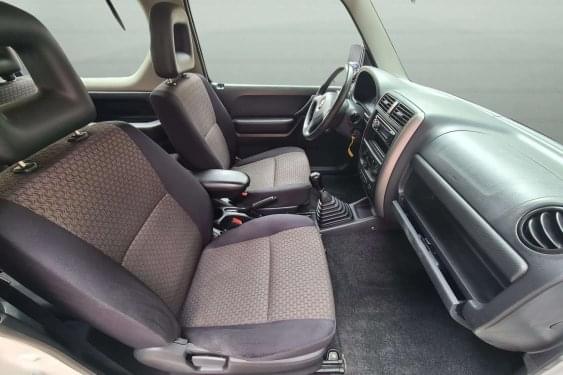 SUZUKI JIMNY 1.3I 85CV JX 2012 de segunda mano