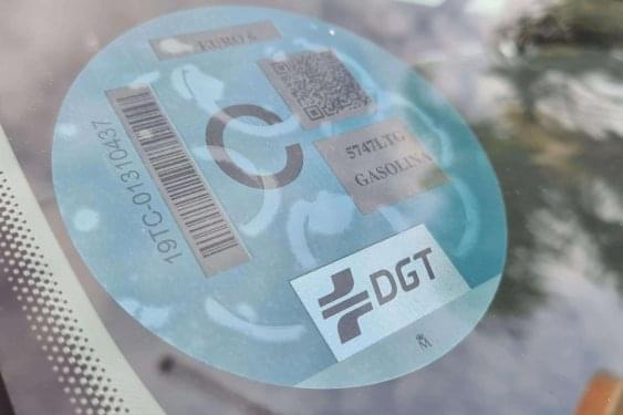 SKODA KAMIQ 1.0 TSI 110cv. DSG Ambition 2021 de segunda mano