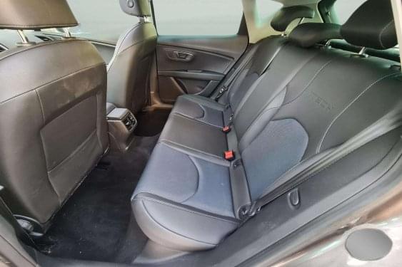 SEAT LEÓN 1.6 TDI 105cv. i-TECH 2014 de segunda mano