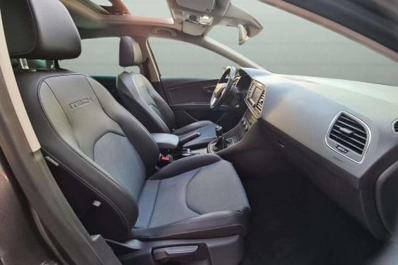 SEAT LEÓN 1.6 TDI 105cv. i-TECH 2014 de segunda mano