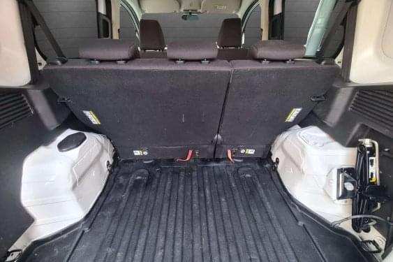 FORD TRANSIT CONNECT COURIER COMBI 1.5 TDCI 75cv. TREND 2015 de segunda mano