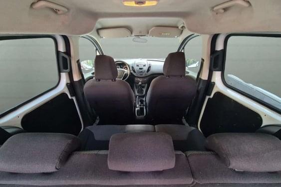 FORD TRANSIT CONNECT COURIER COMBI 1.5 TDCI 75cv. TREND 2015 de segunda mano