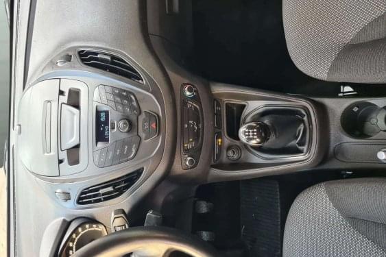 FORD TRANSIT CONNECT COURIER COMBI 1.5 TDCI 75cv. TREND 2015 de segunda mano