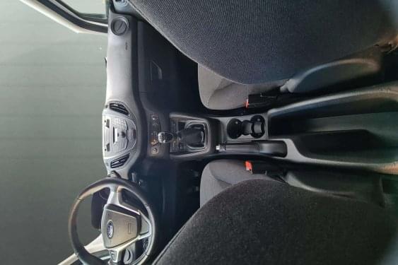 FORD TRANSIT CONNECT COURIER COMBI 1.5 TDCI 75cv. TREND 2015 de segunda mano