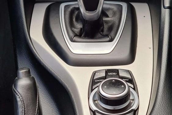 BMW X1 Xdrive18A autom. 143cv. 4x4 2014 de segunda mano