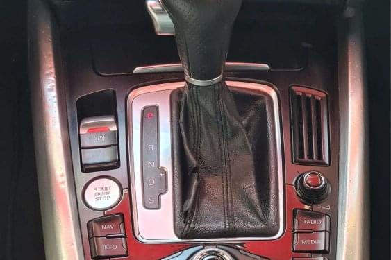 AUDI Q5 2.0 TDI 170cv. S-TRONIC QUATTRO S-LINE 2011 de segunda mano