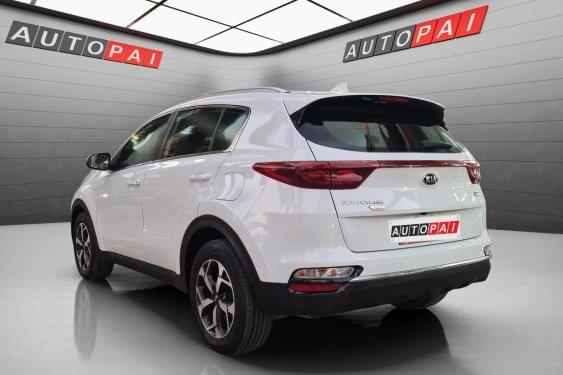 KIA SPORTAGE MHEV 1.6CRDI 48V 136cv. 4x2 2021 de segunda mano