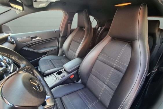 MERCEDES CLASE A A200d 136cv. AUTOMÁTICO 2017 de segunda mano