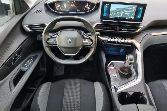 PEUGEOT 3008 1.5 BlueHDI 130cv. ACTIVE PACK 2021 de segunda mano