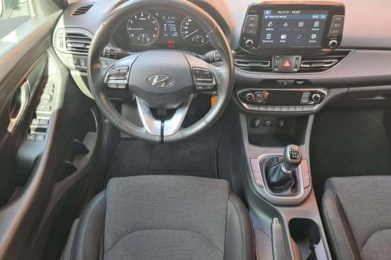 HYUNDAI I30 CW 1.0 TGDI 120cv. 48V HÍBRIDO 2021 de segunda mano