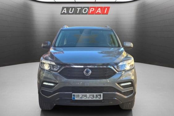 SSANGYONG REXTON D22TR 181cv. 4X2 5 plazas LINE 2018 de segunda mano