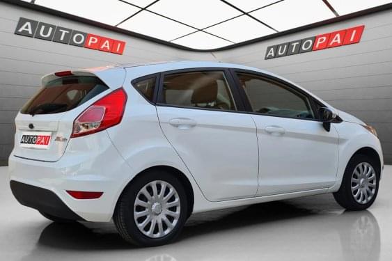 FORD FIESTA 1.25 82cv. TREND 2013 de segunda mano