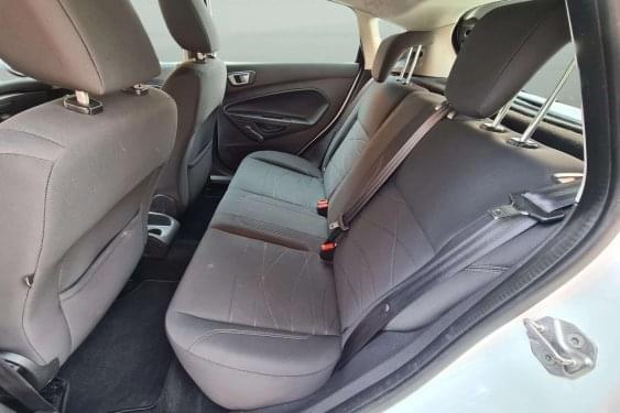 FORD FIESTA 1.25 82cv. TREND 2013 de segunda mano