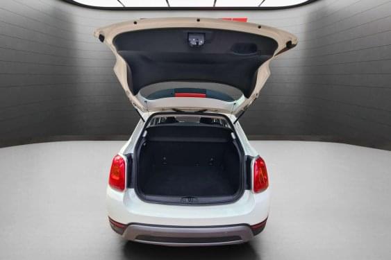 FIAT 500X 1.6i E-Torq 110cv. CITY CROSS PLUS 2017 de segunda mano