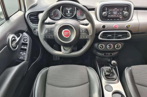FIAT 500X 1.6i E-Torq 110cv. CITY CROSS PLUS 2017 de segunda mano