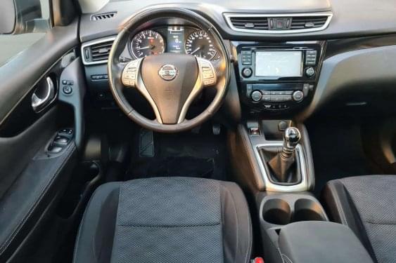 NISSAN QASHQAI 1.2I 115CV 2017 de segunda mano