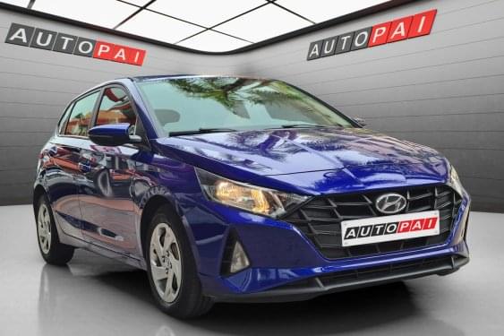 HYUNDAI I20 1.2 MPI 83cv. ESSENCE 2021 de segunda mano