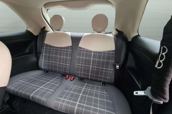 FIAT 500 1.2i 69cv. MIRROR 2018 de segunda mano