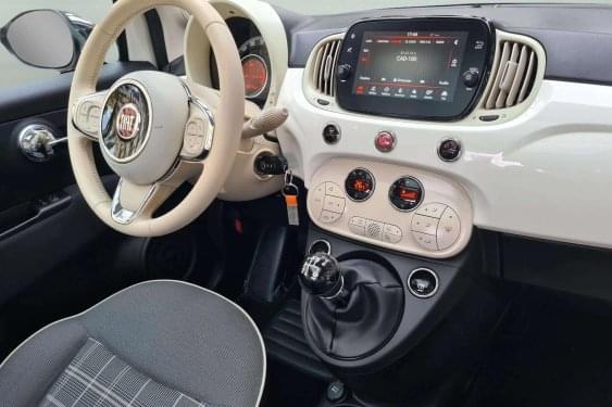FIAT 500 1.2i 69cv. MIRROR 2018 de segunda mano