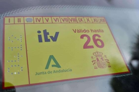 FIAT 500 1.2i 69cv. MIRROR 2018 de segunda mano