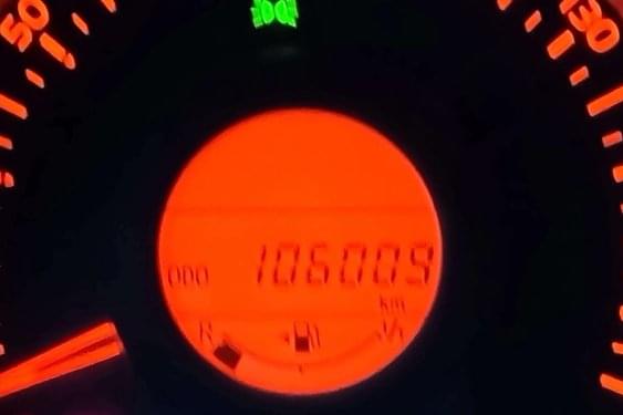 PEUGEOT 108 1.2i 82cv. ALLURE 2016 de segunda mano