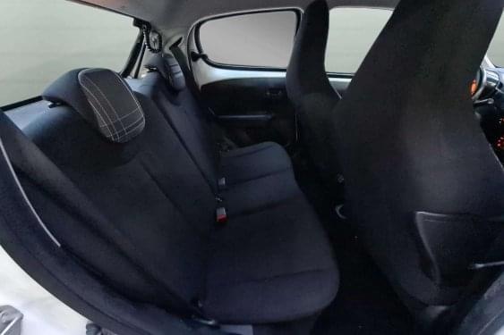 PEUGEOT 108 1.2i 82cv. ALLURE 2016 de segunda mano