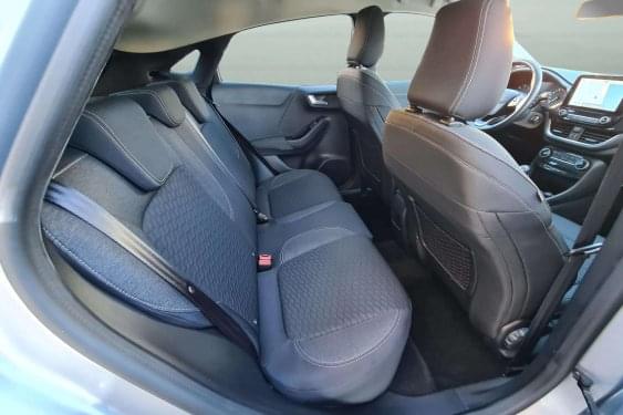 FORD PUMA 1.5 EcoBlue 120cv.  TITANIUM 2021 de segunda mano