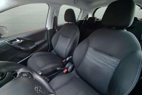 PEUGEOT 208 1.6BHDI 75 2016 de segunda mano