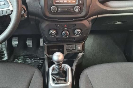 JEEP RENEGADE 1.0i 120cv. LIMITED 4X2 2019 de segunda mano