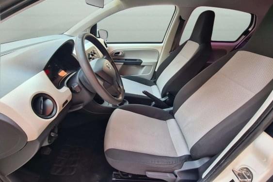 SEAT MII 1.0i 60cv. STYLE 2014 de segunda mano