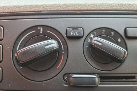 SEAT MII 1.0i 60cv. STYLE 2014 de segunda mano