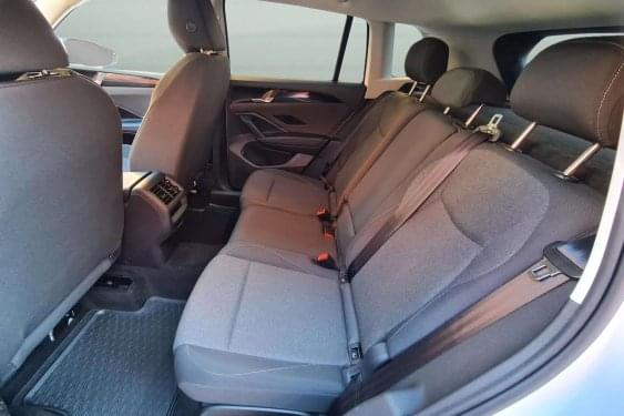 VOLKSWAGEN TIGUAN 2.0 TDI 150cv. DSG LIVE 2025 de segunda mano