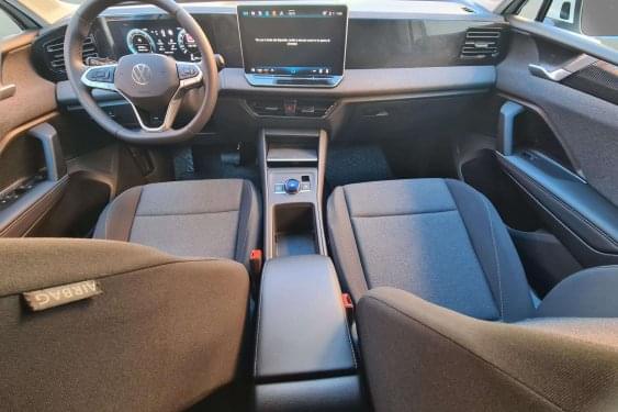 VOLKSWAGEN TIGUAN 2.0 TDI 150cv. DSG LIVE 2025 de segunda mano