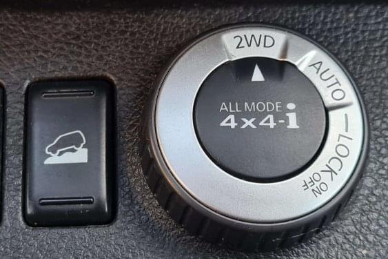 NISSAN X-TRAIL 2.0dci 150cv. SE 4x4 2012 de segunda mano