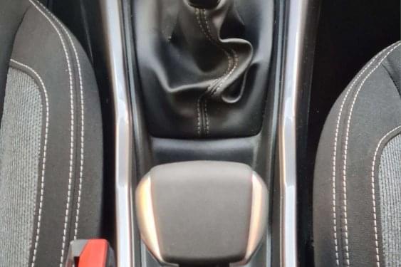 PEUGEOT 2008 1.6 BlueHDI 100cv. STYLE 2017 de segunda mano